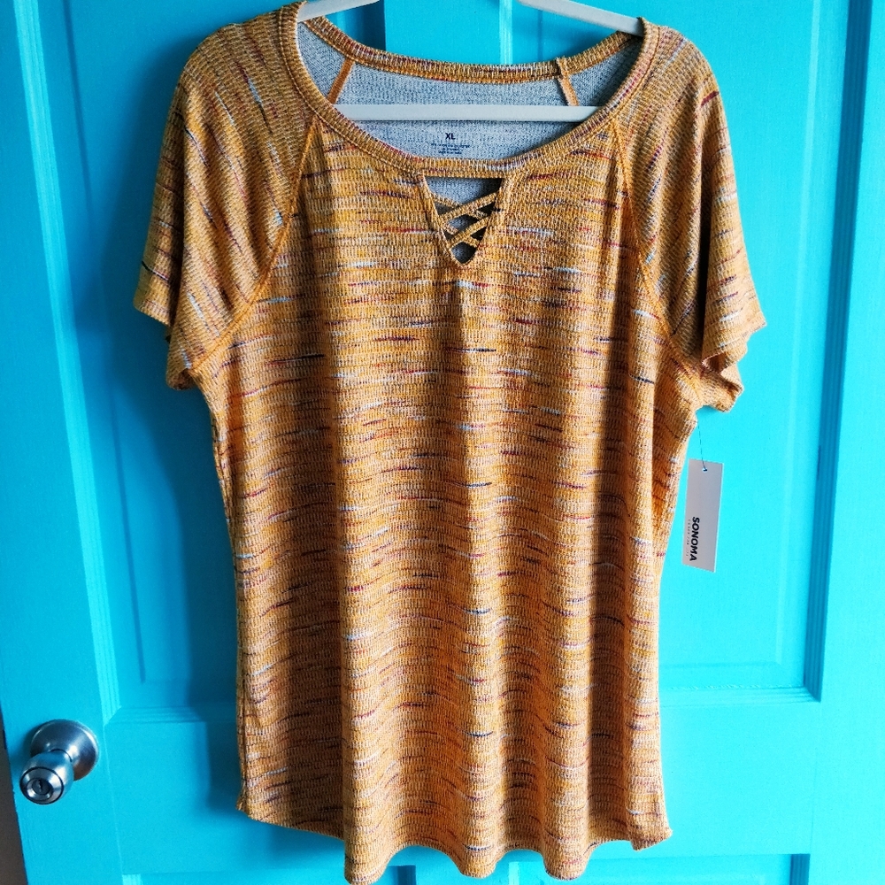 🔥B2G1 Mustard Yellow Shirttail Hem T-shirt